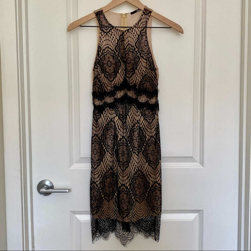 Lulu’s | Lace and Mesh Bodycon Evening Dress